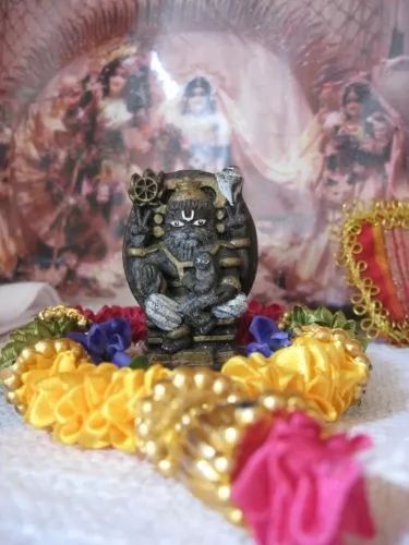 Bóstwa Guru Maharaja