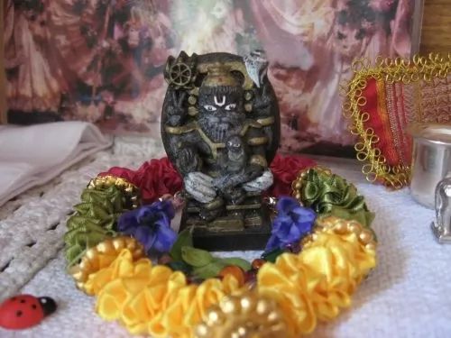 Bóstwa Guru Maharaja