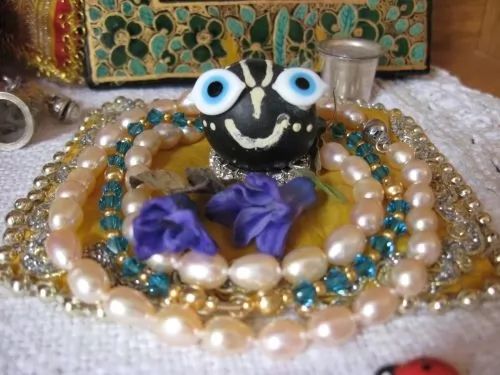 Bóstwa Guru Maharaja