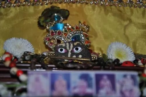 Bóstwa Guru Maharaja