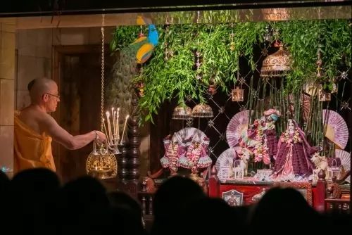 Ceremonia inicjacji - Goloka Dhama