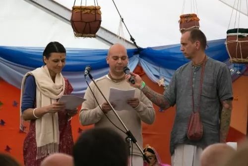 Ceremonia inicjacji - Goloka Dhama