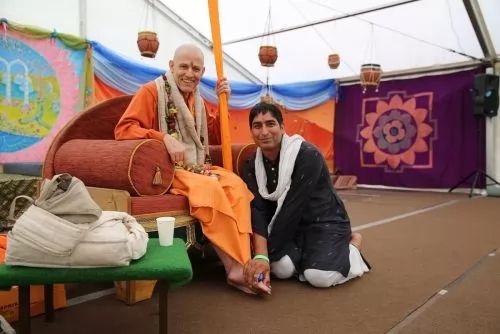 Ceremonia inicjacji - Goloka Dhama