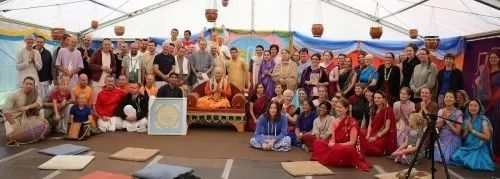 Ceremonia inicjacji - Goloka Dhama