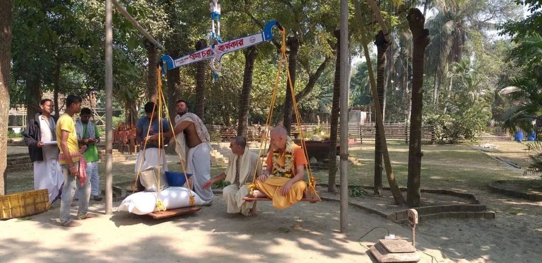 Go Puja, Mayapur 04.12.2022