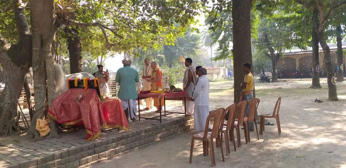 Go Puja, Mayapur 04.12.2022