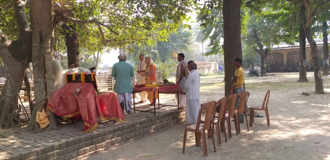 Go Puja, Mayapur 04.12.2022