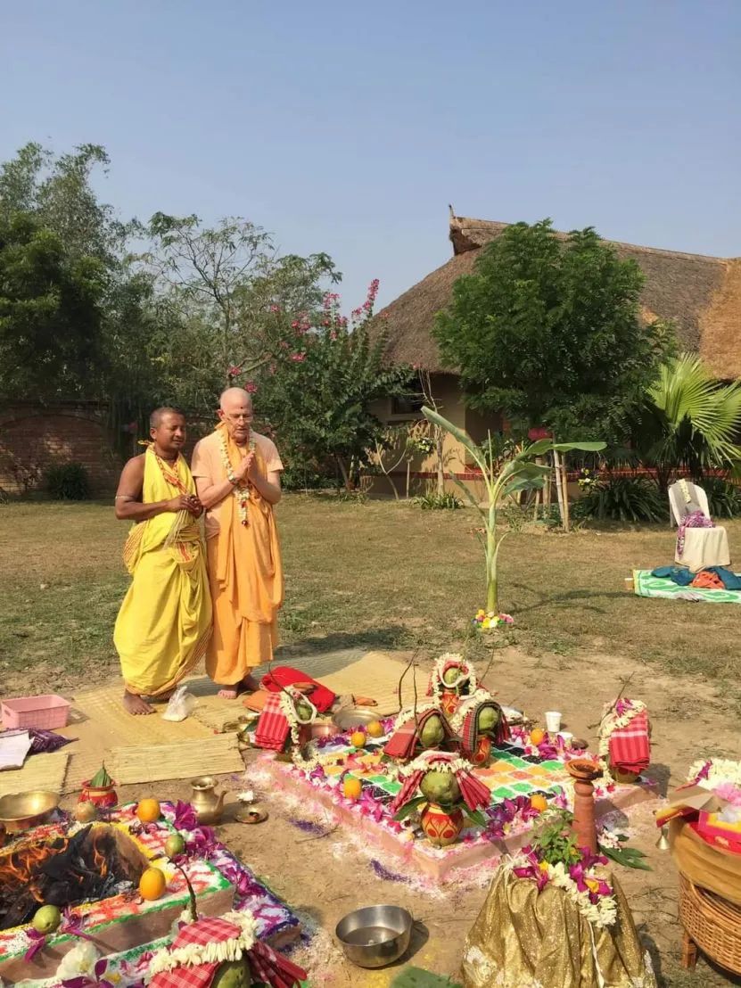 Kutir Pravesa - Godruma Kutir, wioska Gaura, Mayapur - 11.12.2022