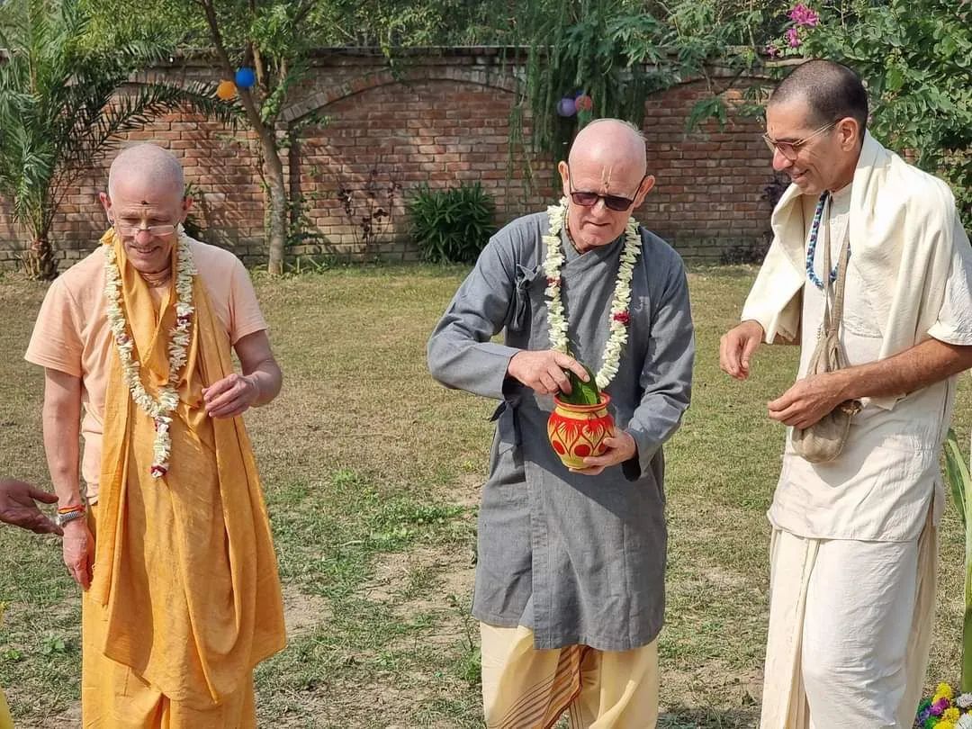 Kutir Pravesa - Godruma Kutir, wioska Gaura, Mayapur - 11.12.2022