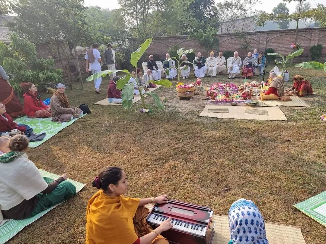 Kutir Pravesa - Godruma Kutir, wioska Gaura, Mayapur - 11.12.2022