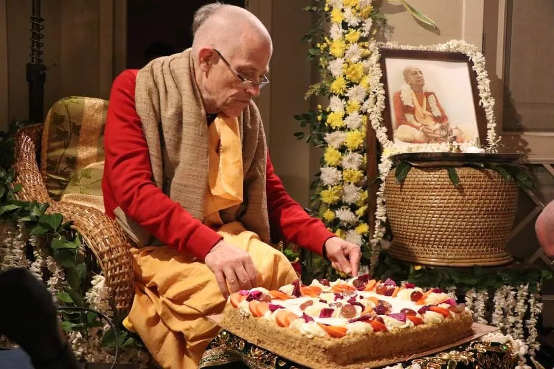 Vyasa Puja - Mayapur 03.12.2022