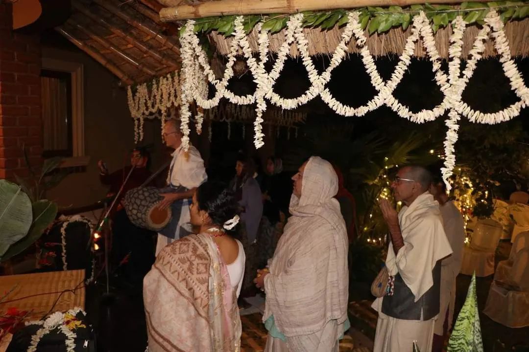 Vyasa Puja - Mayapur 03.12.2022