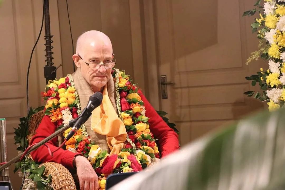 Vyasa Puja - Mayapur 03.12.2022