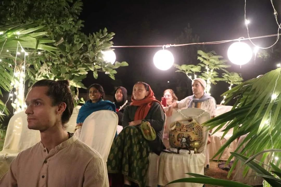 Vyasa Puja - Mayapur 03.12.2022